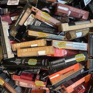 Makeup Lot of Twenty